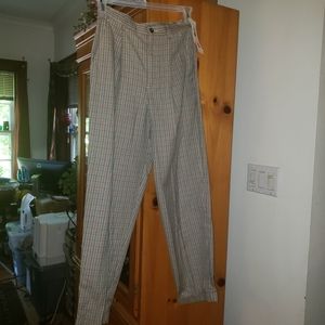 Liz Claibourne NWT Beige Plaid Trousers sz 10P